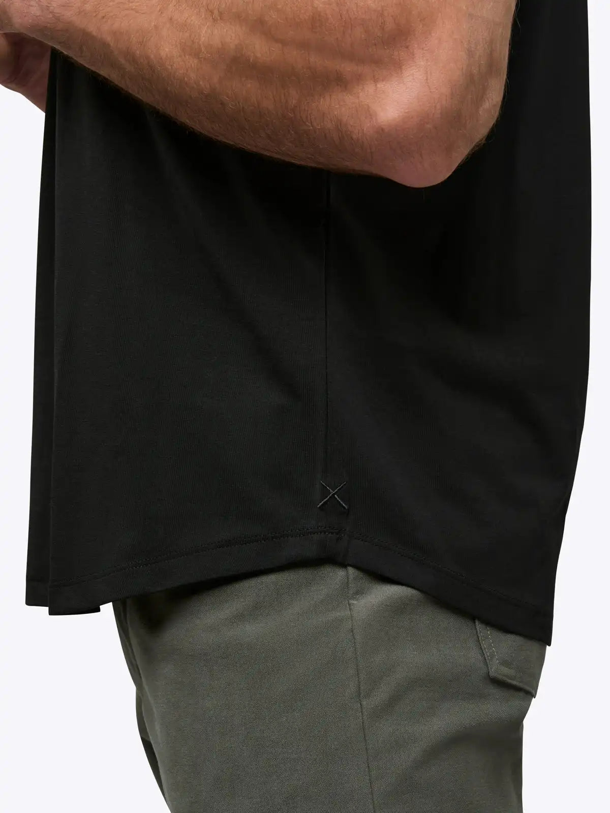 AO Curve-Hem Tee | White Signature-fit PYCA Pro®