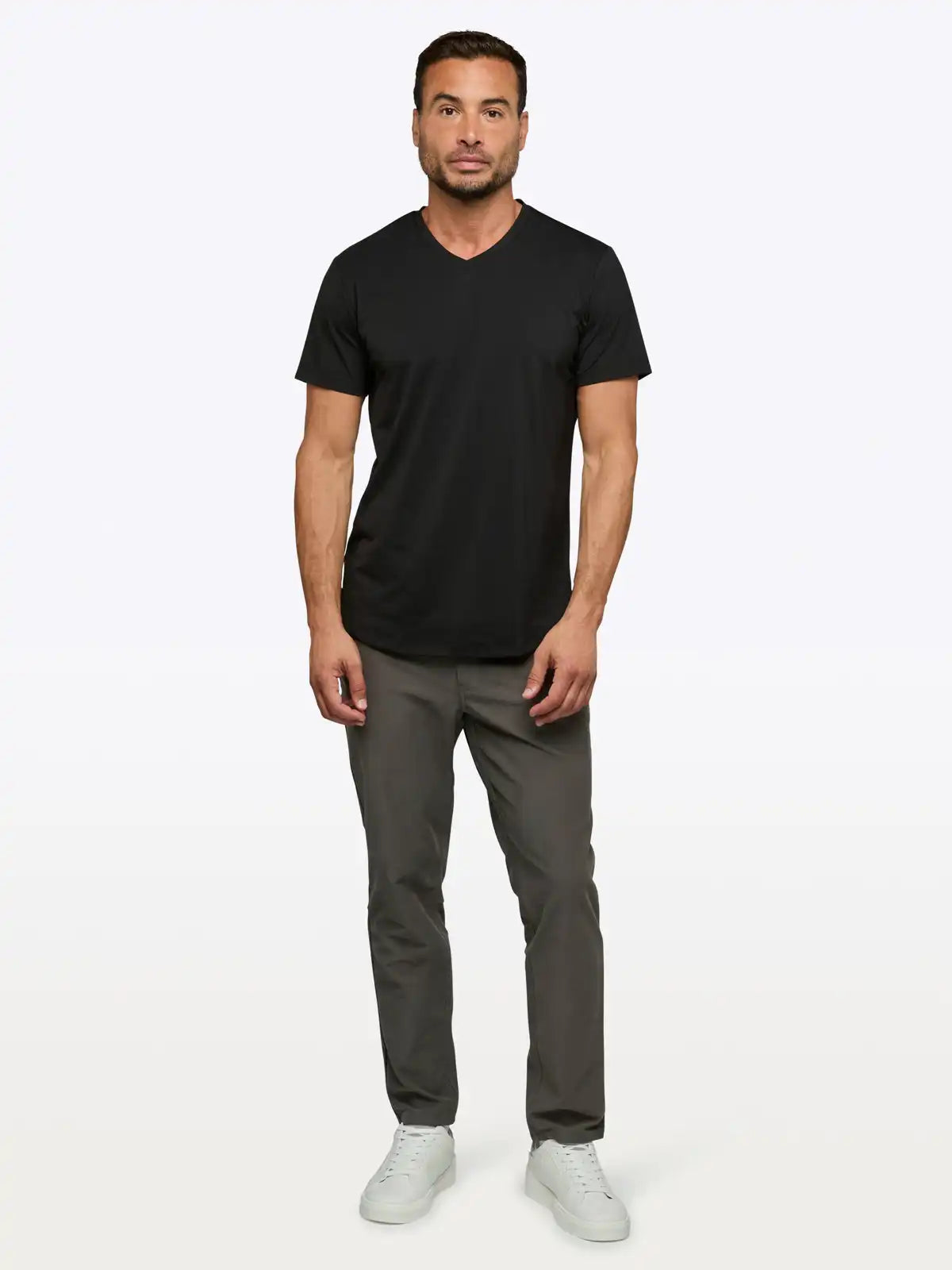 AO V-Neck Curve-Hem Tee | White Signature-fit PYCA Pro®