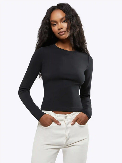 Long Sleeve Tomboy Tee | Black Slim-fit Tomboy-Cotton™