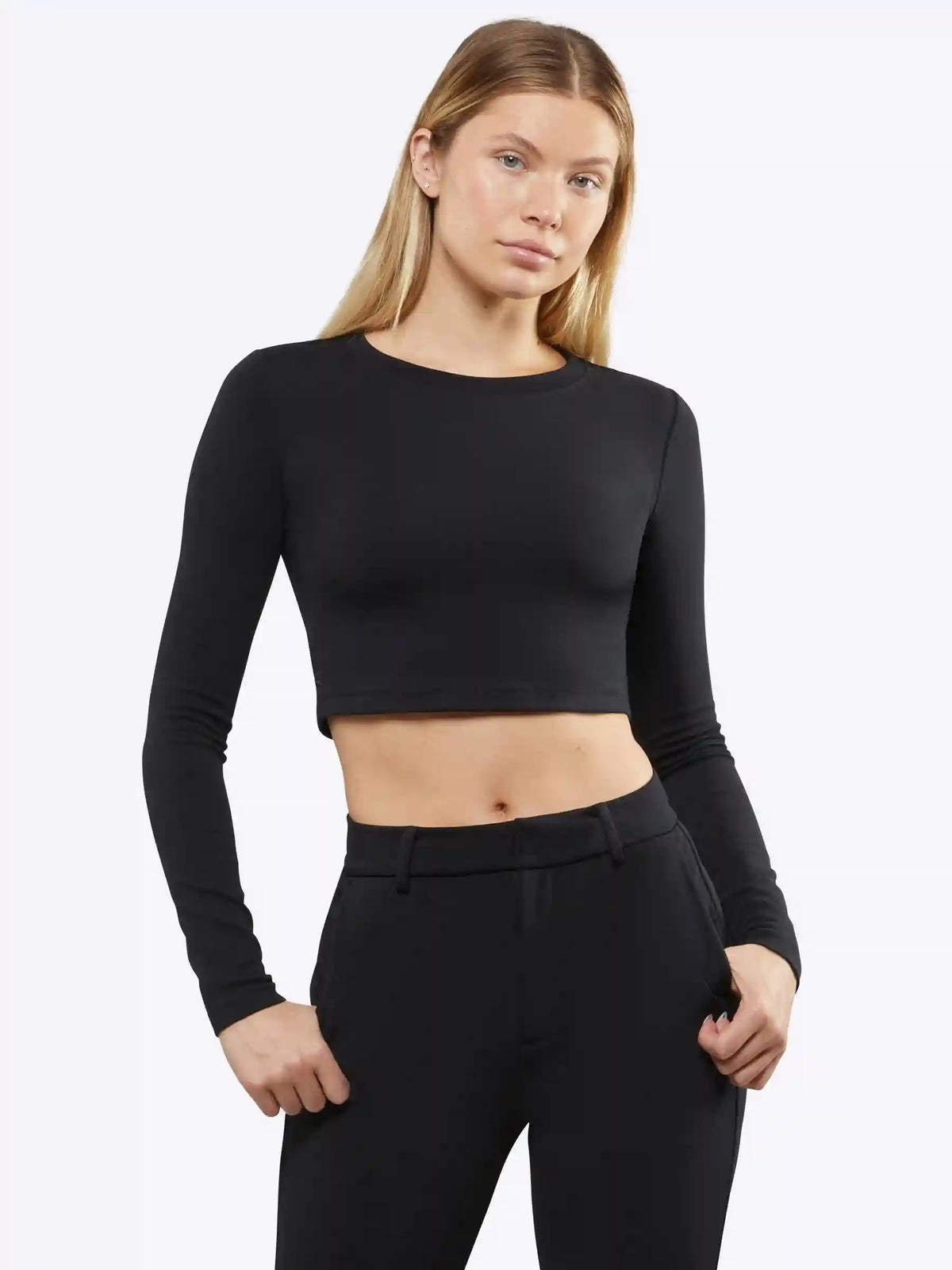 Long Sleeve Tomboy Tee Cropped | White Slim-fit Tomboy-Cotton™