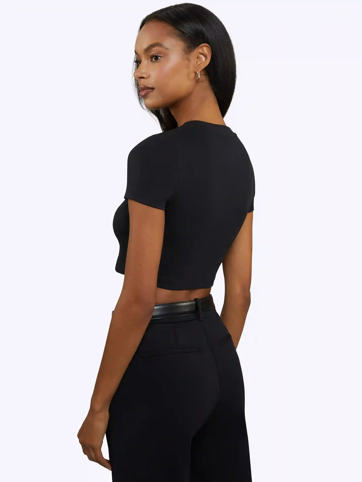 Tomboy Tee Cropped | Black Slim-fit Tomboy-Cotton™