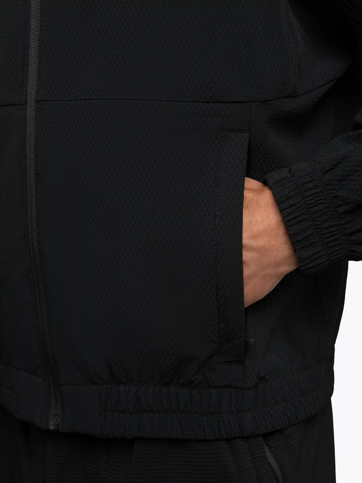 Traverse Textured Jacket | Black