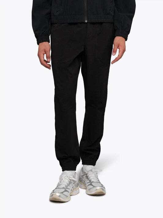 Traverse Textured Jogger | Black Modern-Slim
