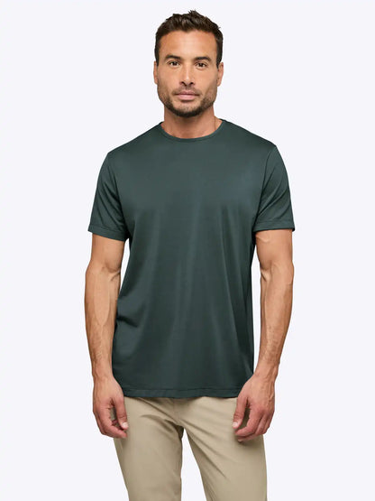 AO Split-Hem Tee | Black Signature-fit PYCA Pro®