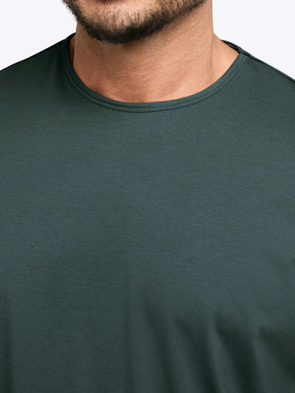 AO Split-Hem Tee | Black Signature-fit PYCA Pro®