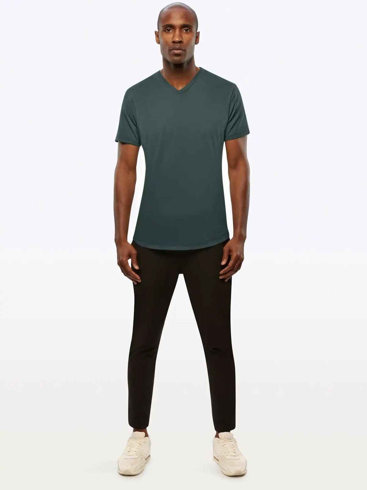 AO V-Neck Curve-Hem Tee | White Signature-fit PYCA Pro®