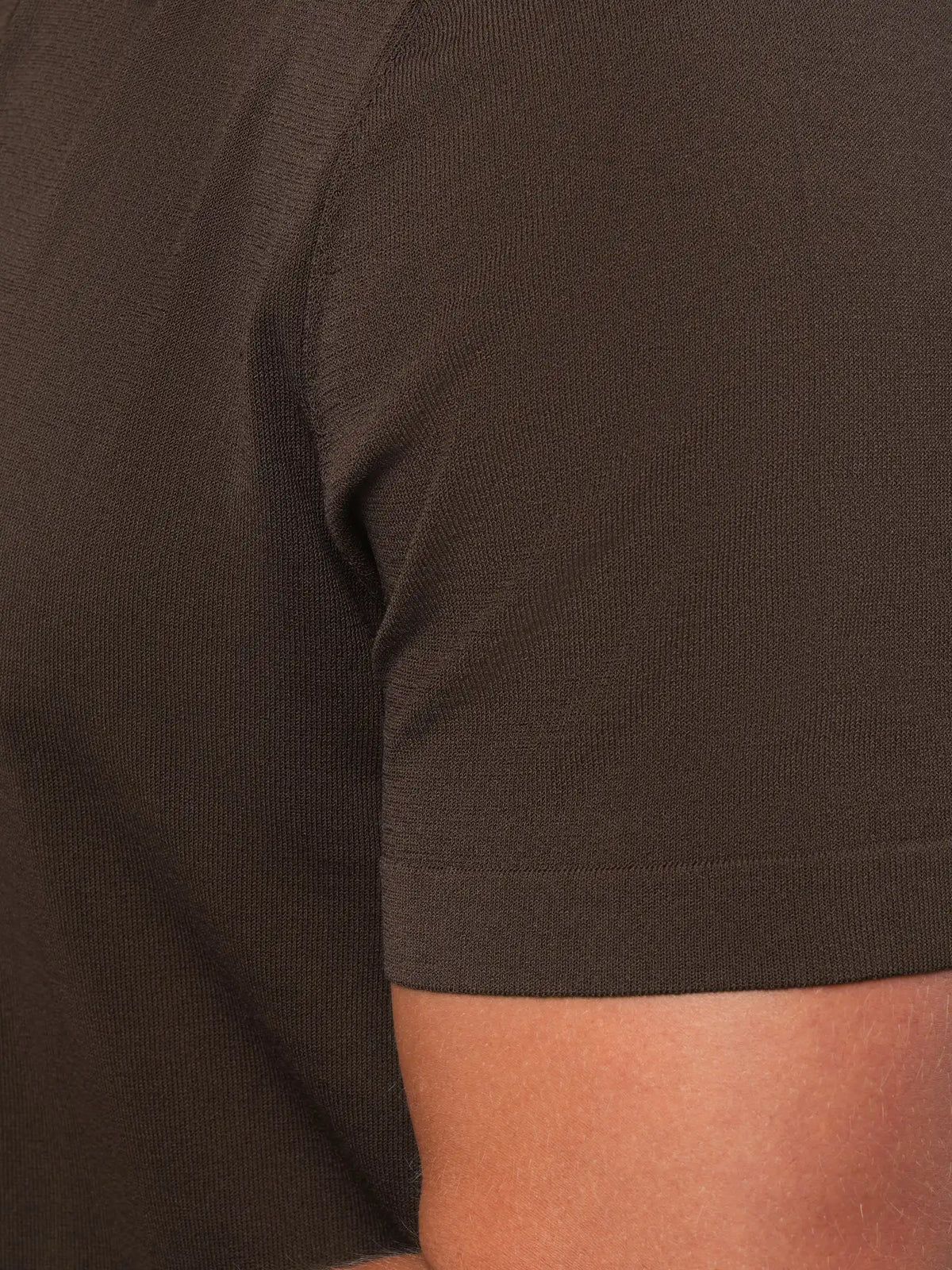 Riviera Knit Button Up | Burnt Oak Signature-Fit
