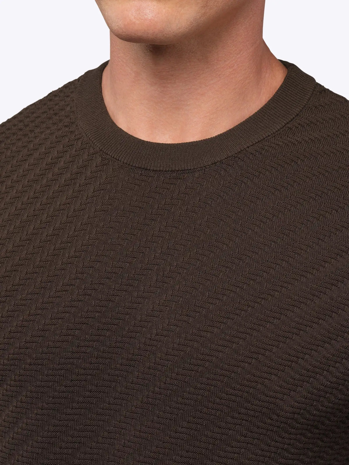 Riviera Knit Long Sleeve Textured Tee | Burnt Oak Signature-Fit