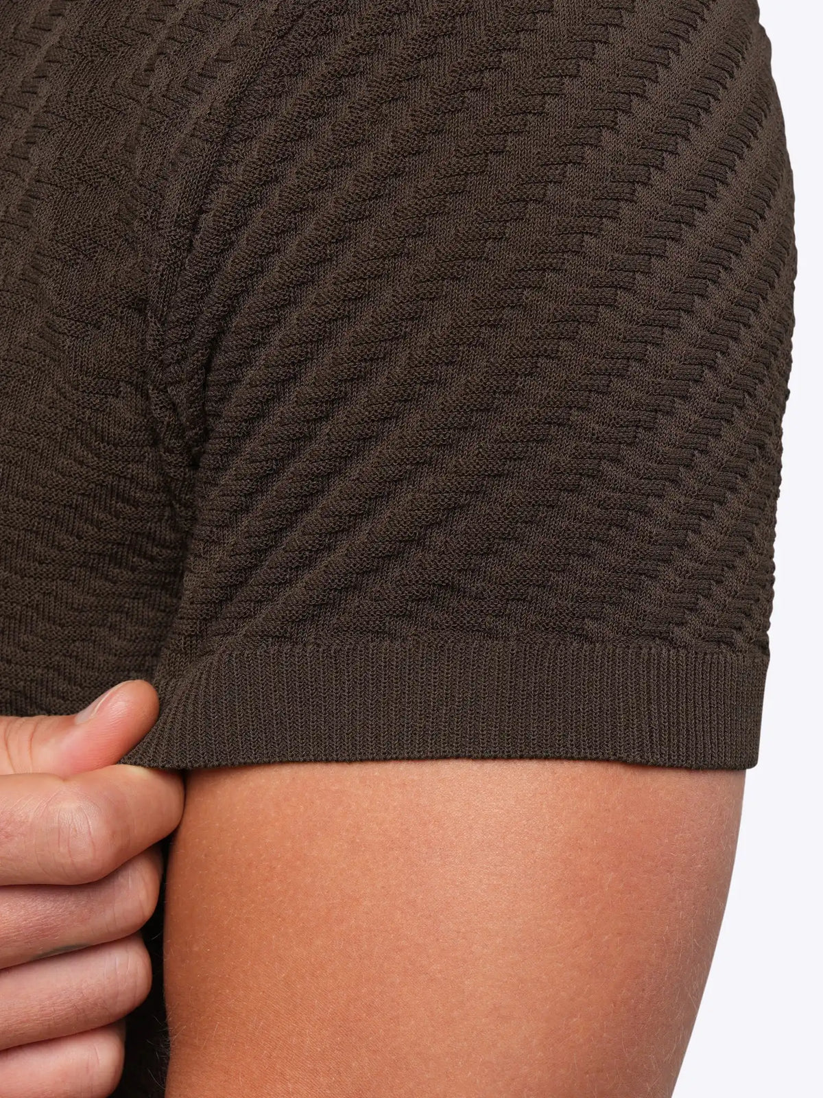 Riviera Knit Textured Tee | Sand Dune Signature-Fit