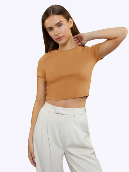 Tomboy Tee Cropped | Black Slim-fit Tomboy-Cotton™