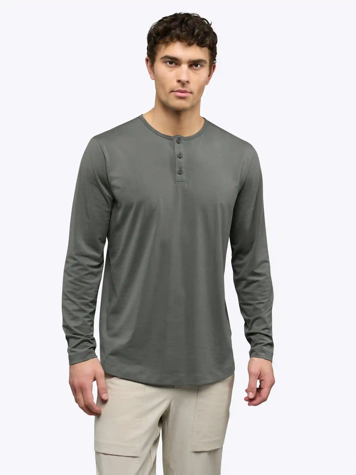 AO Long Sleeve Henley Curve-Hem Tee | Pure Cashmere Signature-Fit PYCA Pro®