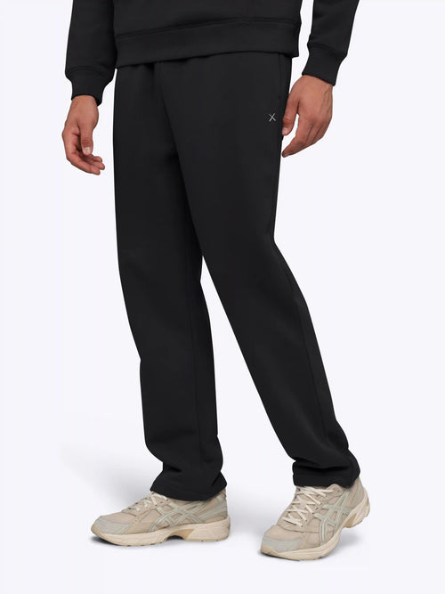 Divine Fleece Straight-Leg Sweatpant | Black Classic-fit