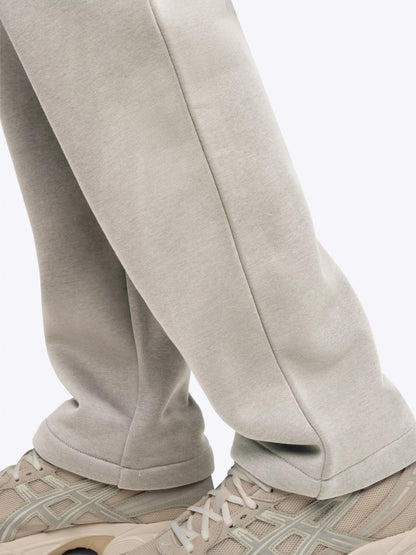 Divine Fleece Straight-Leg Sweatpant | Black Classic-fit