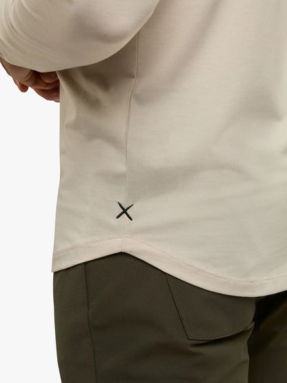AO Long Sleeve Curve-Hem Tee | Black Signature-fit PYCA Pro®