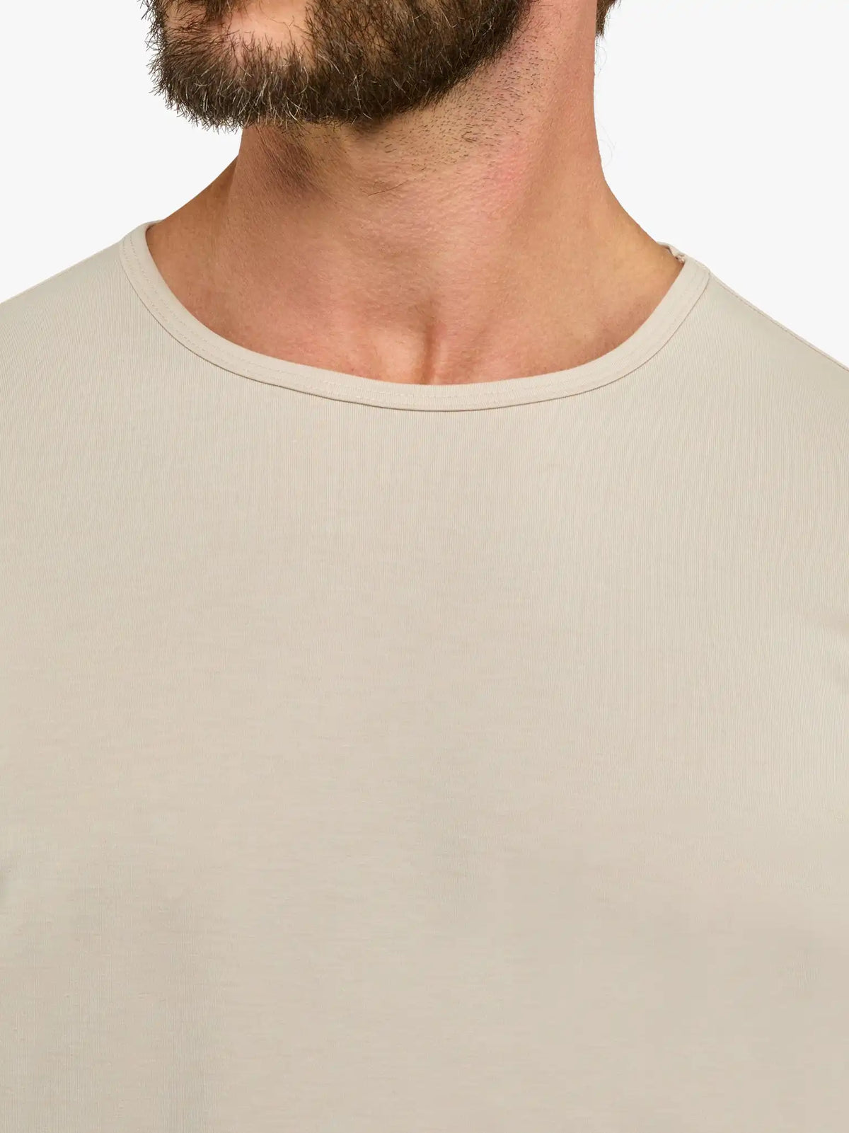 AO Long Sleeve Curve-Hem Tee | Black Signature-fit PYCA Pro®