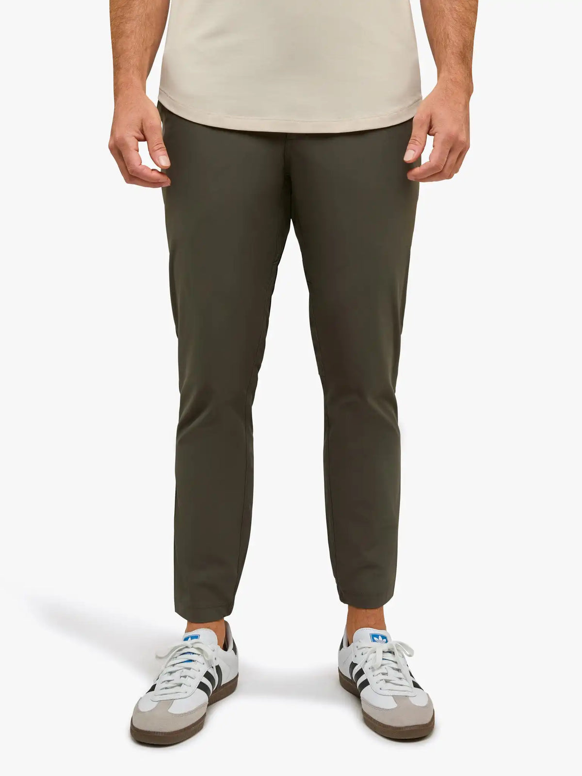 AO Jogger Pant | Dark Pine Slim-fit Versaknit®