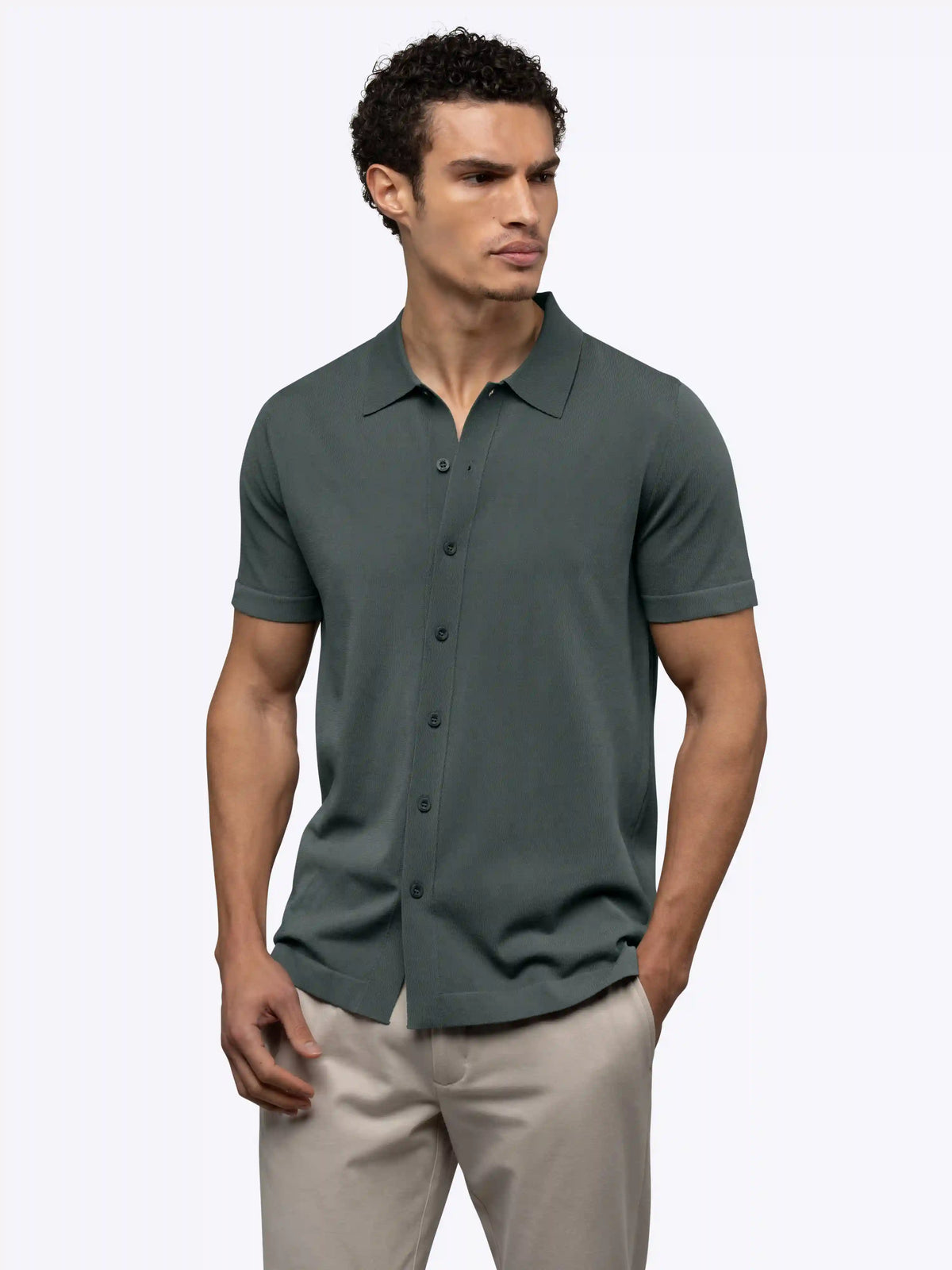 Riviera Knit Button Up | Burnt Oak Signature-Fit