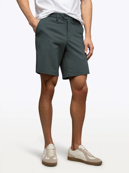 AO Short | Black Classic-fit Versaknit®
