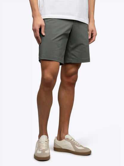 AO Short | Black Classic-fit Versaknit®