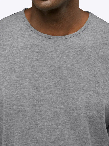 AO Split-Hem Tee | Black Signature-fit PYCA Pro®