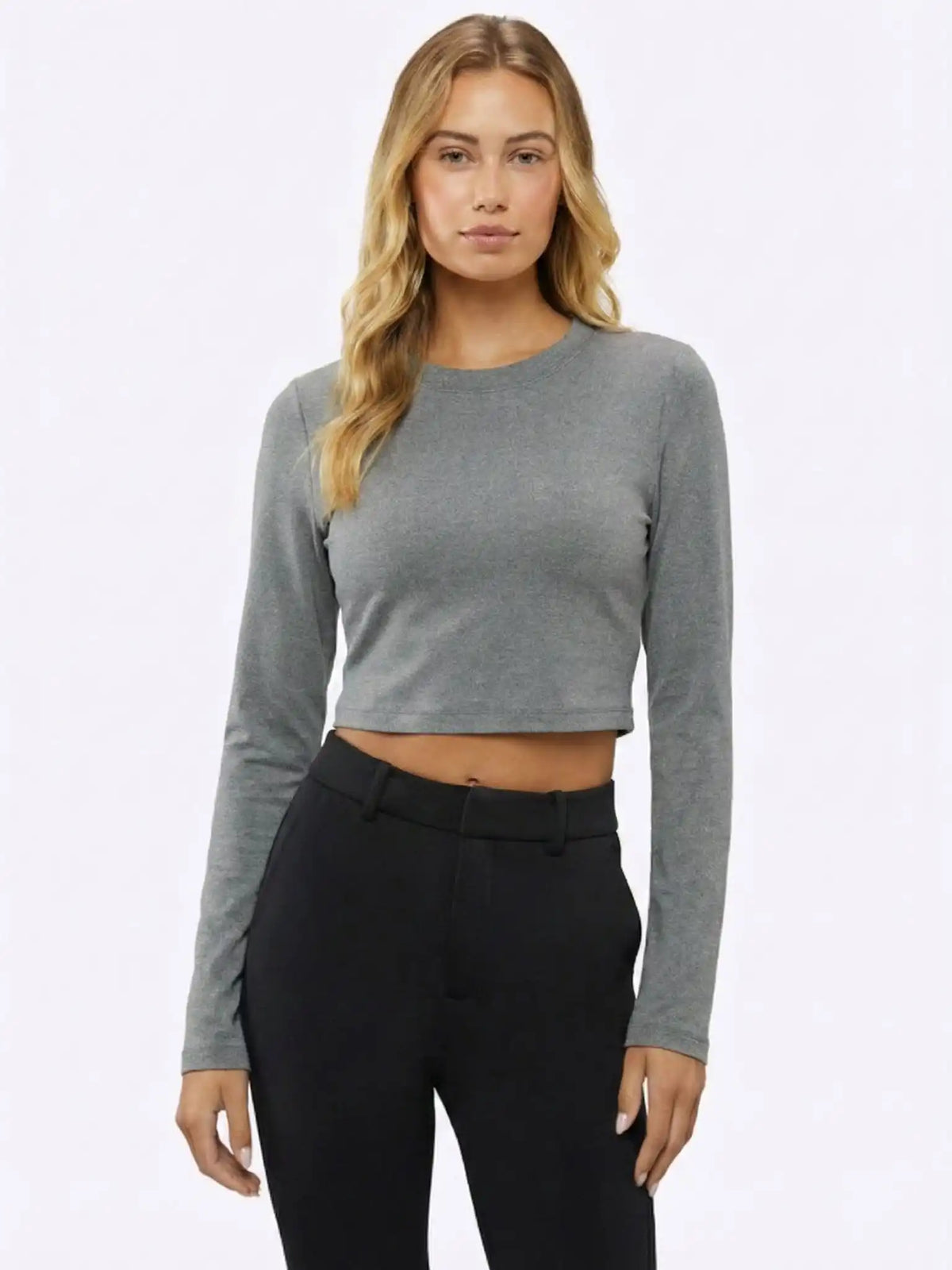 Long Sleeve Tomboy Tee Cropped | Heather Grey Slim-Fit Tomboy-Cotton™