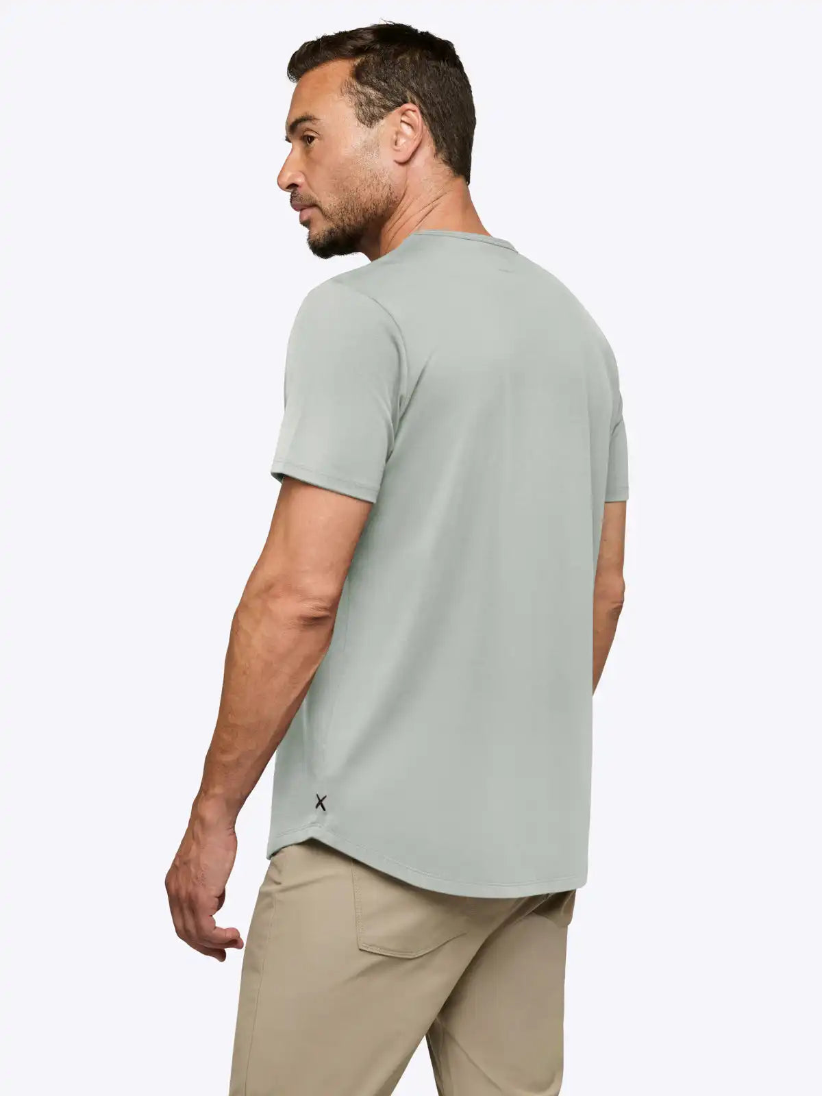 AO Curve-Hem Tee | White Signature-fit PYCA Pro®