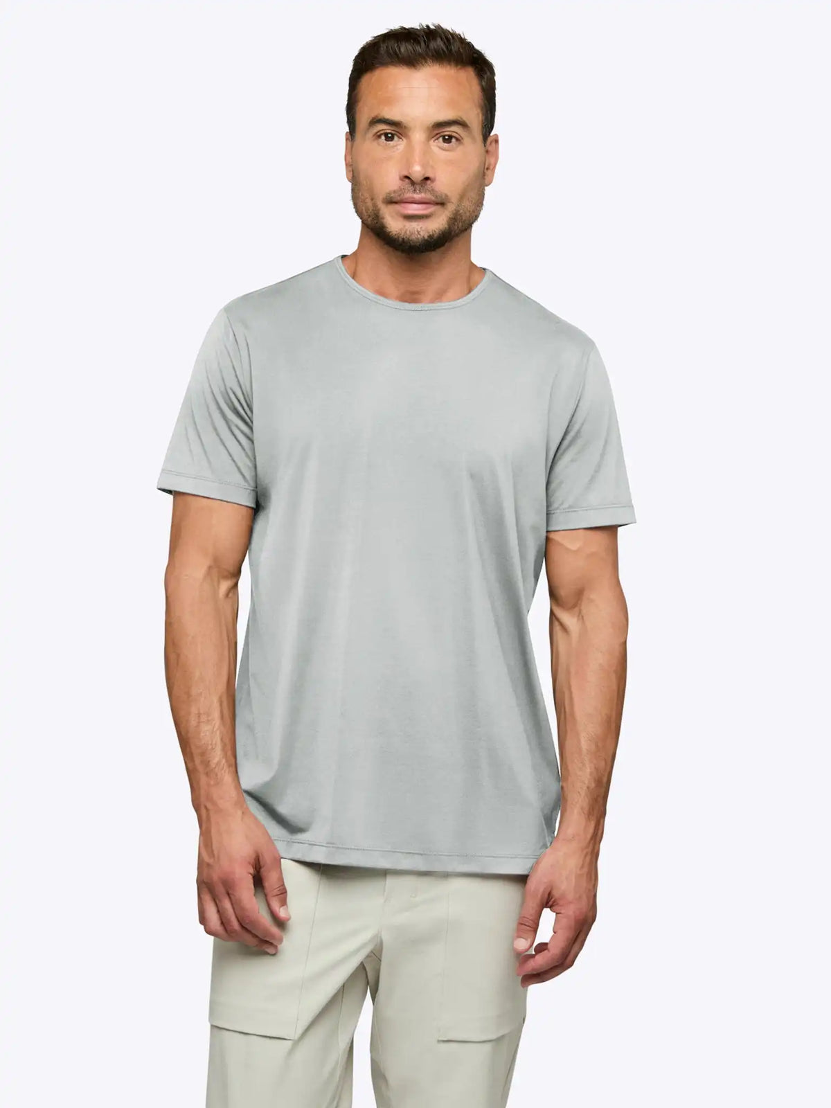 AO Split-Hem Tee | Black Signature-fit PYCA Pro®