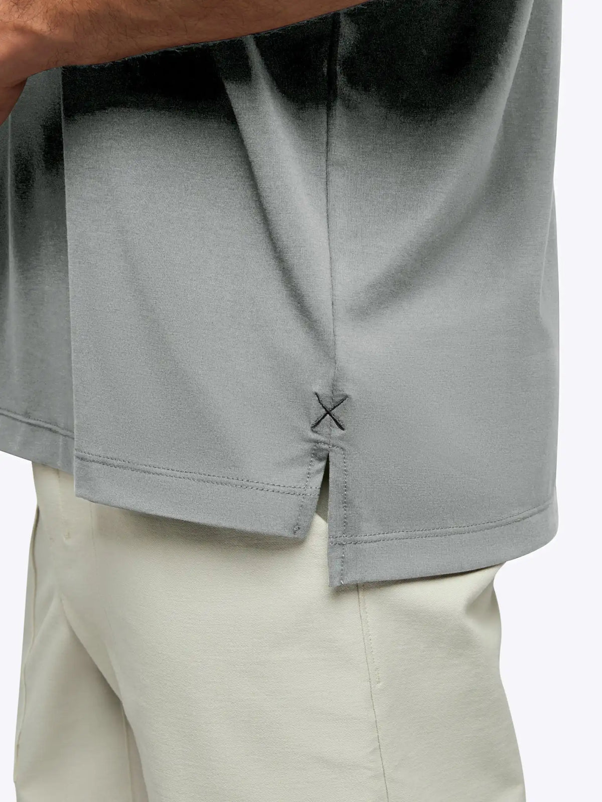 AO Split-Hem Tee | Black Signature-fit PYCA Pro®