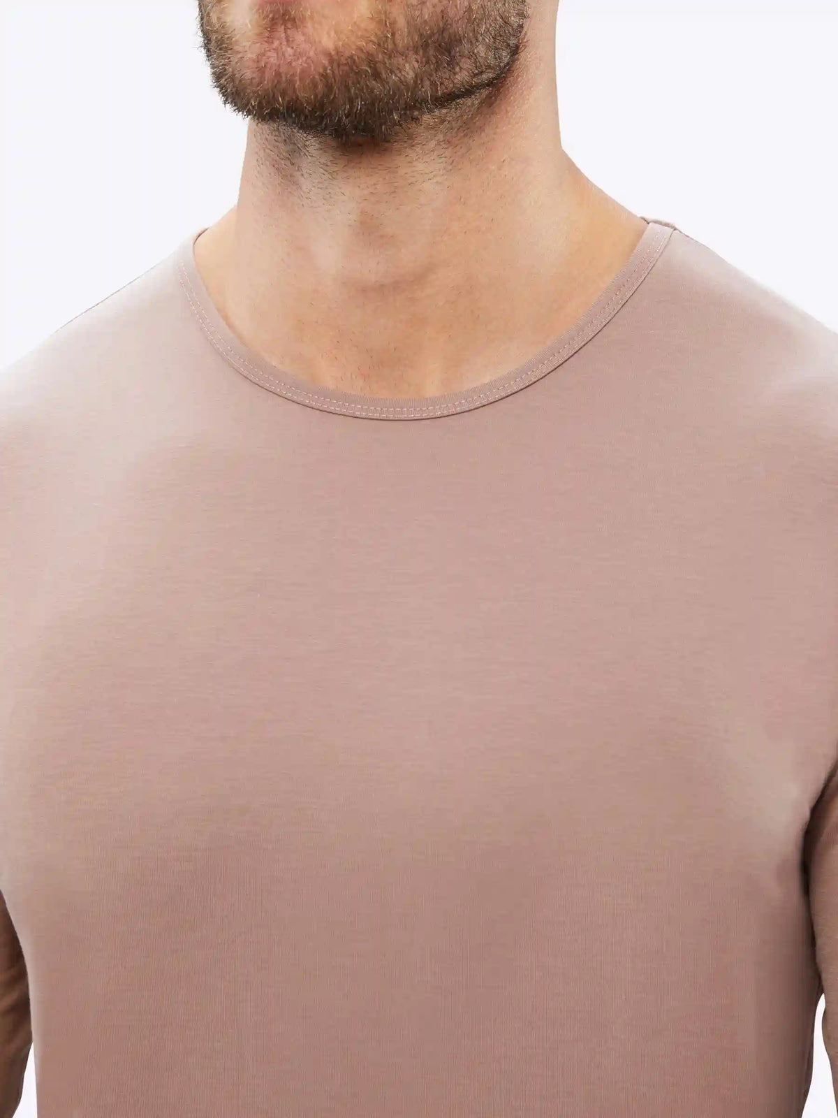 AO Long Sleeve Curve-Hem Tee | Black Signature-fit PYCA Pro®