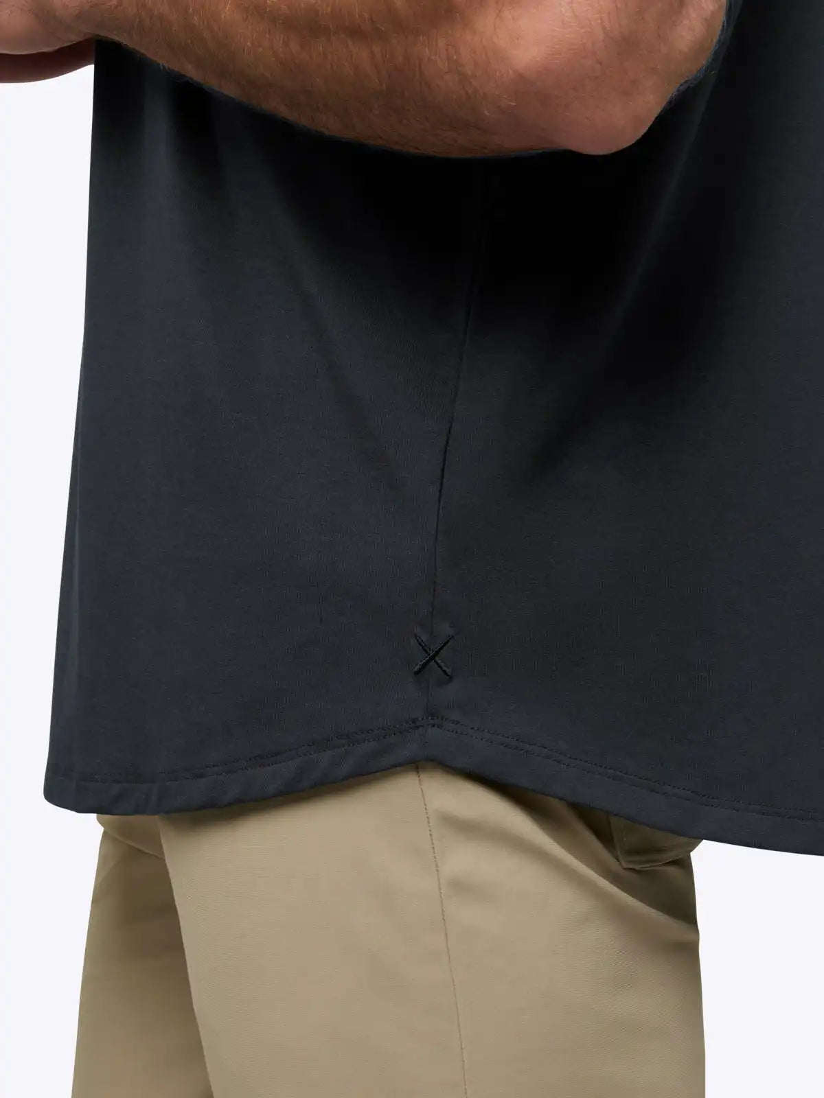 AO Curve-Hem Tee | White Signature-fit PYCA Pro®