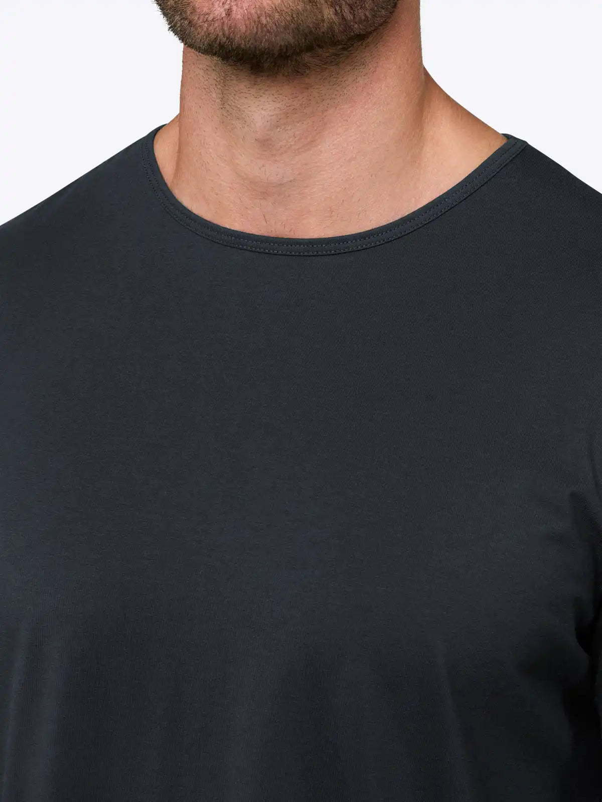 AO Curve-Hem Tee | White Signature-fit PYCA Pro®