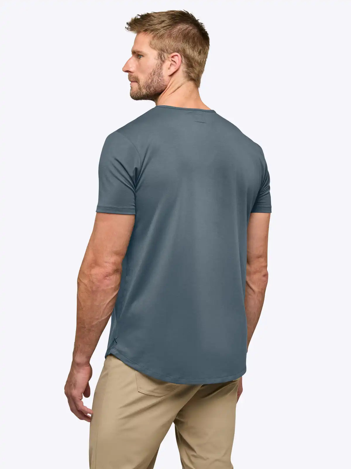 AO Curve-Hem Tee | White Signature-fit PYCA Pro®