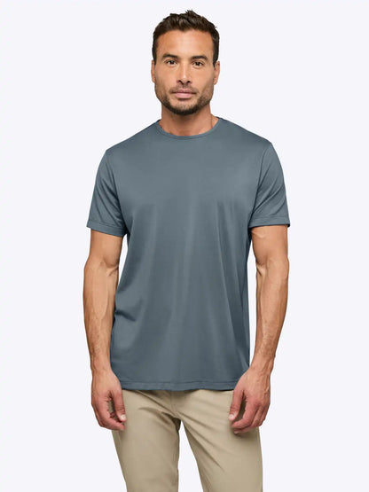 AO Split-Hem Tee | Black Signature-fit PYCA Pro®