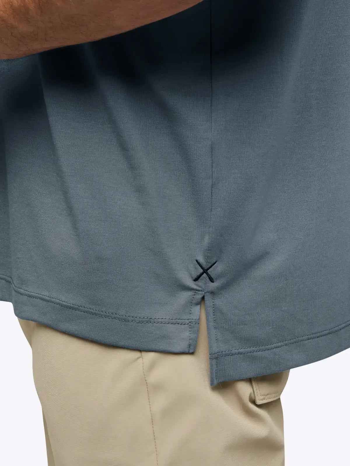 AO Split-Hem Tee | Black Signature-fit PYCA Pro®