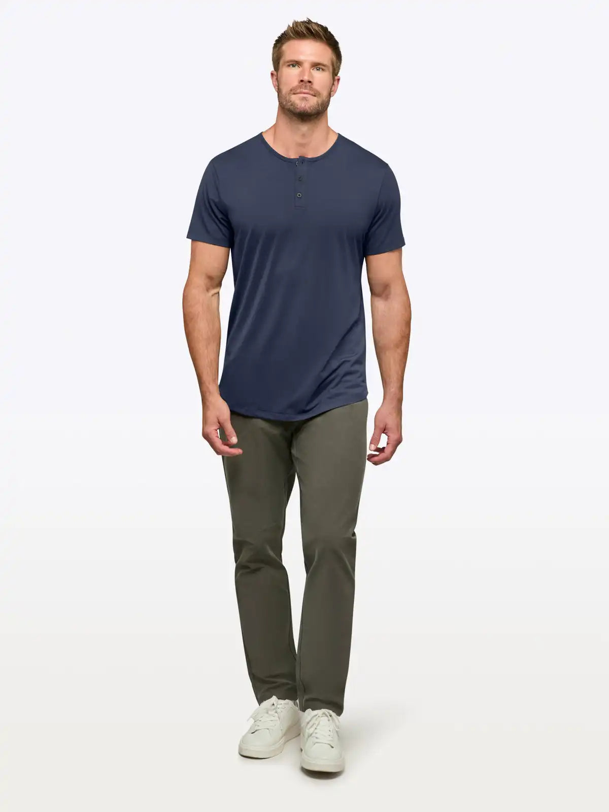 AO Henley Curve-Hem | Black Signature-fit PYCA Pro®