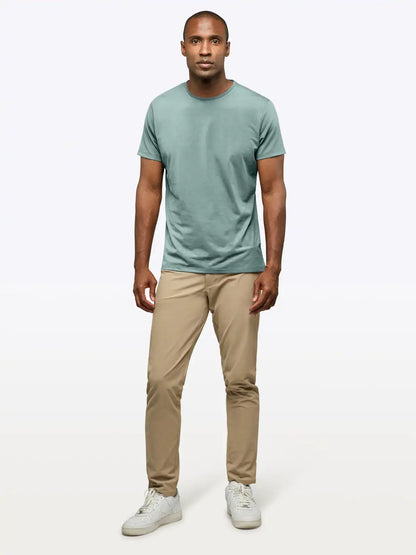 AO Split-Hem Tee | Black Signature-fit PYCA Pro®
