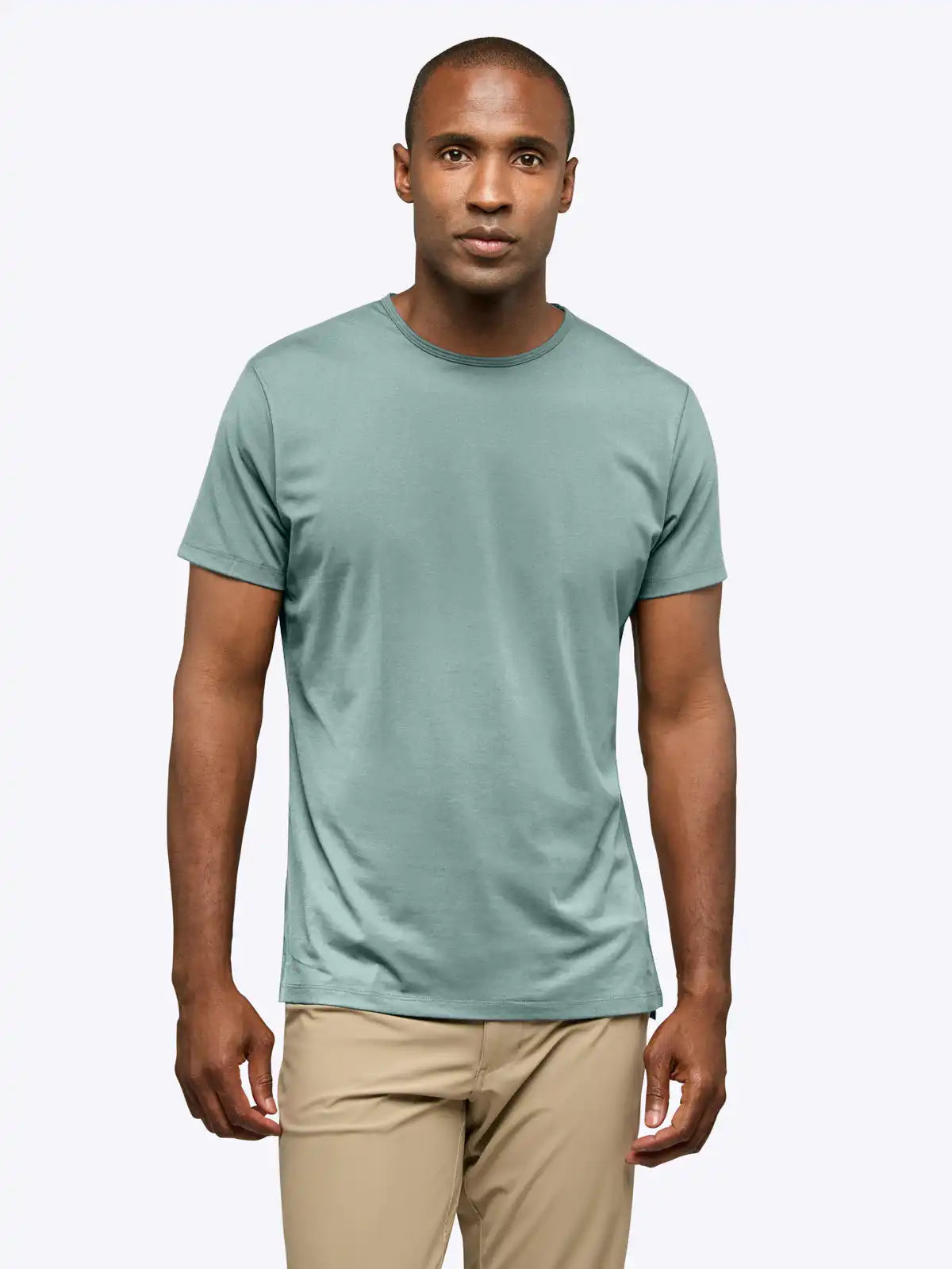 AO Split-Hem Tee | Black Signature-fit PYCA Pro®