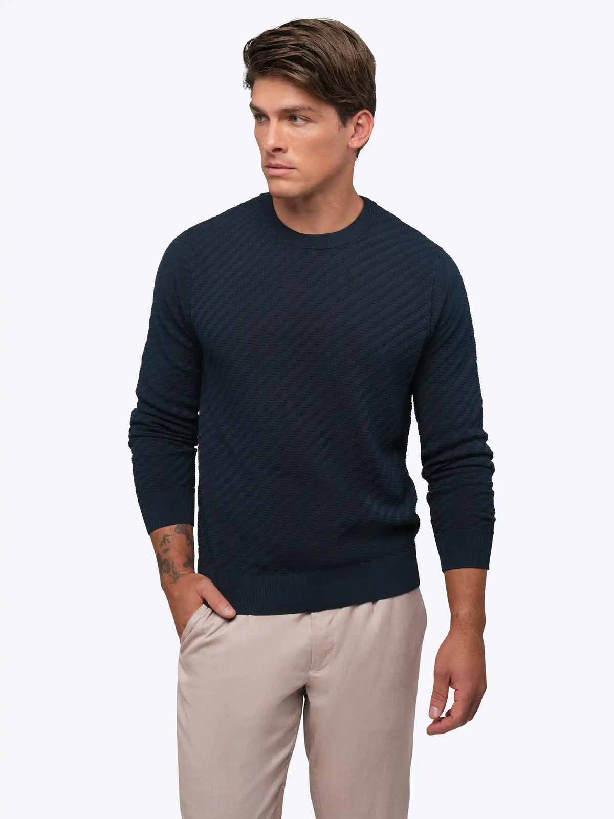 Riviera Knit Long Sleeve Textured Tee | Burnt Oak Signature-Fit