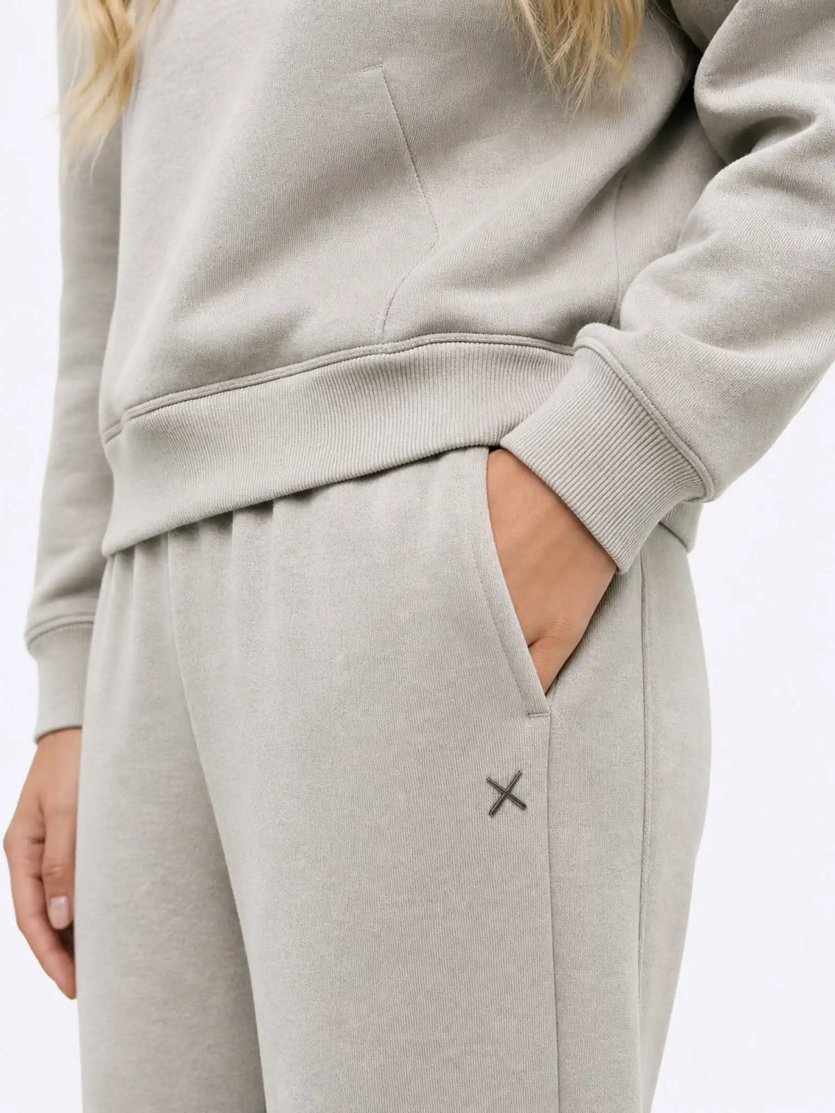 Divine Fleece Oversized Straight-Leg Sweatpant | Parchment