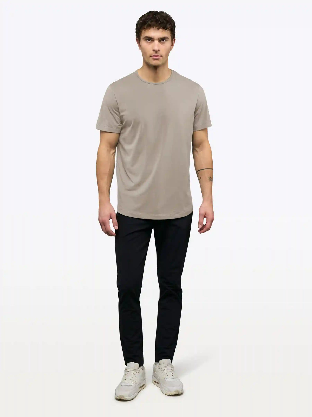 AO Curve-Hem Tee | White Signature-fit PYCA Pro®