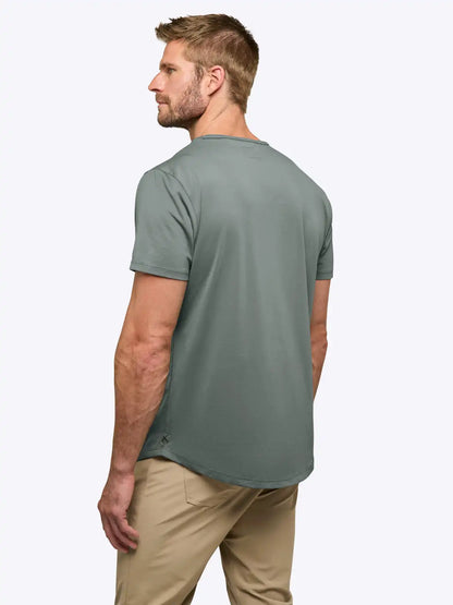 AO Curve-Hem Tee | White Signature-fit PYCA Pro®