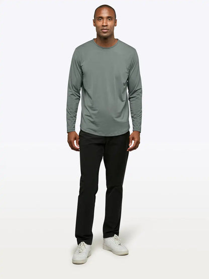 AO Long Sleeve Curve-Hem Tee | Black Signature-fit PYCA Pro®