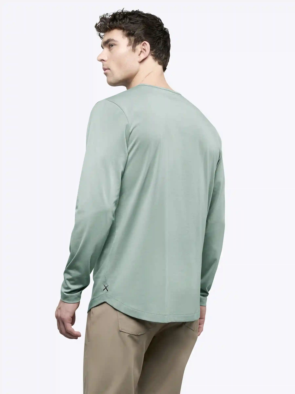 AO Long Sleeve Henley Curve-Hem Tee | Pure Cashmere Signature-Fit PYCA Pro®