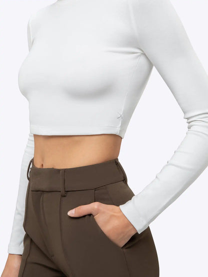 Long Sleeve Tomboy Tee Cropped | White Slim-fit Tomboy-Cotton™