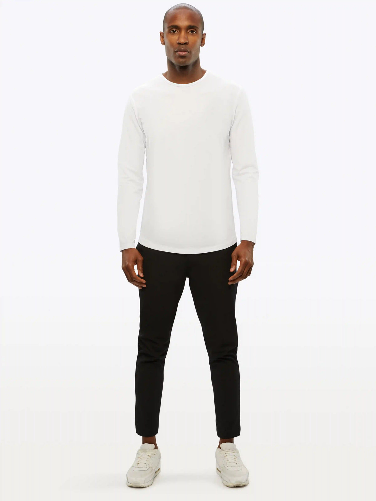 AO Long Sleeve Curve-Hem Tee | Black Signature-fit PYCA Pro®