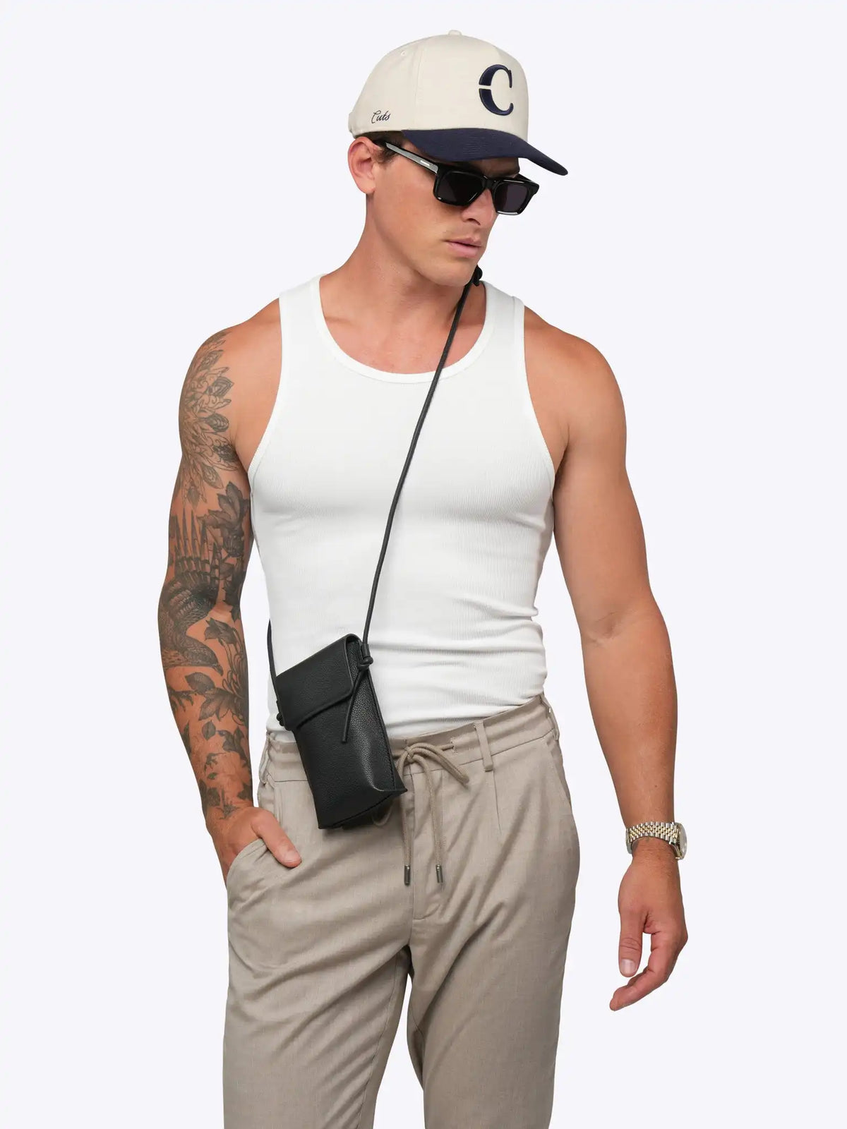 Essential Fitted Rib Tank | Black Form-Fitting