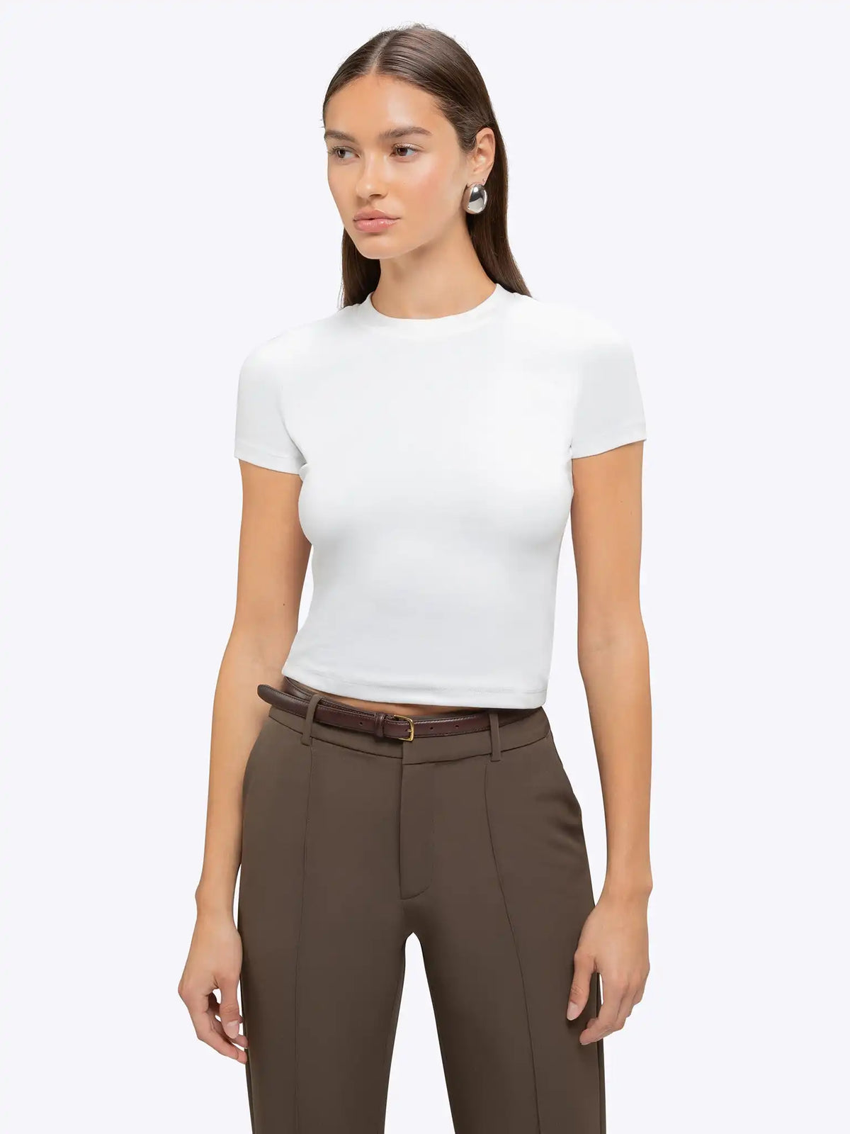 Tomboy Tee | White Slim-Fit Tomboy-Cotton™