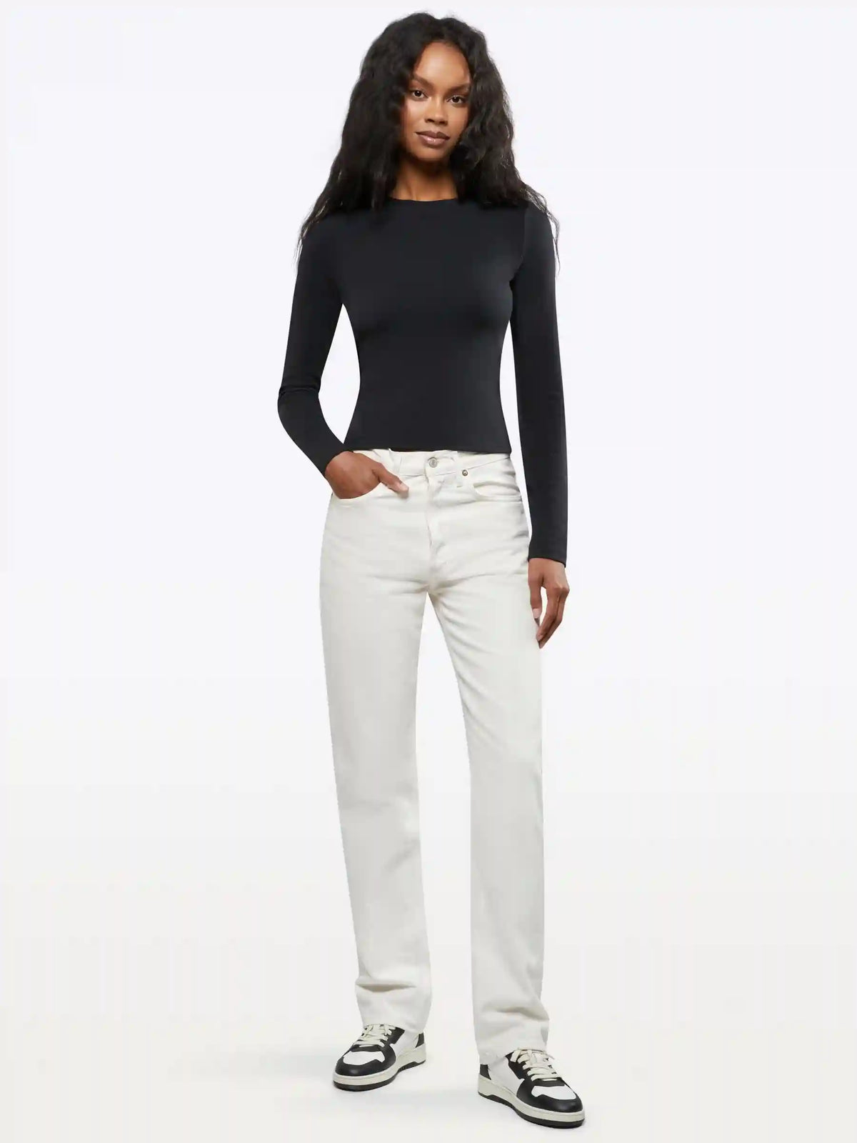 Long Sleeve Tomboy Tee | Black Slim-fit Tomboy-Cotton™